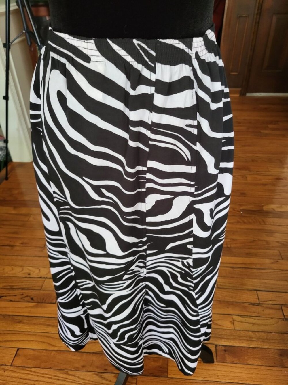 Southern Lady Black White Zebra Stripe A Line Midi Skirt 14 Boho Festival Indie